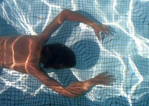 Cloradores salinos, o como mejorar nuestra salud en la piscina
