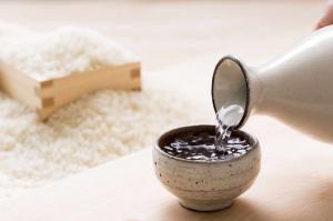 ¿Es bueno el sake para la salud? Propiedades y beneficios