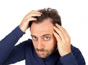 Evitar la caída del pelo: trucos efectivos y cosas a evitar
